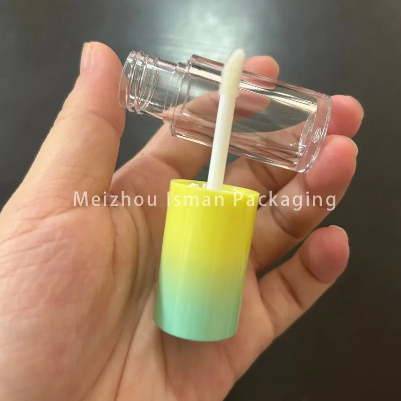 50pcs Luxury 5ml 7ml Gradient Lip Gloss Bottles Wholesale Empty Plastic Pink Blue Green Big Applicator Lip Gloss Tubes