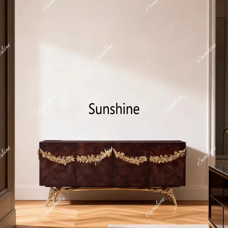 The entrance is directly opposite the door, with a shelf partition screen and a shoe cabinet