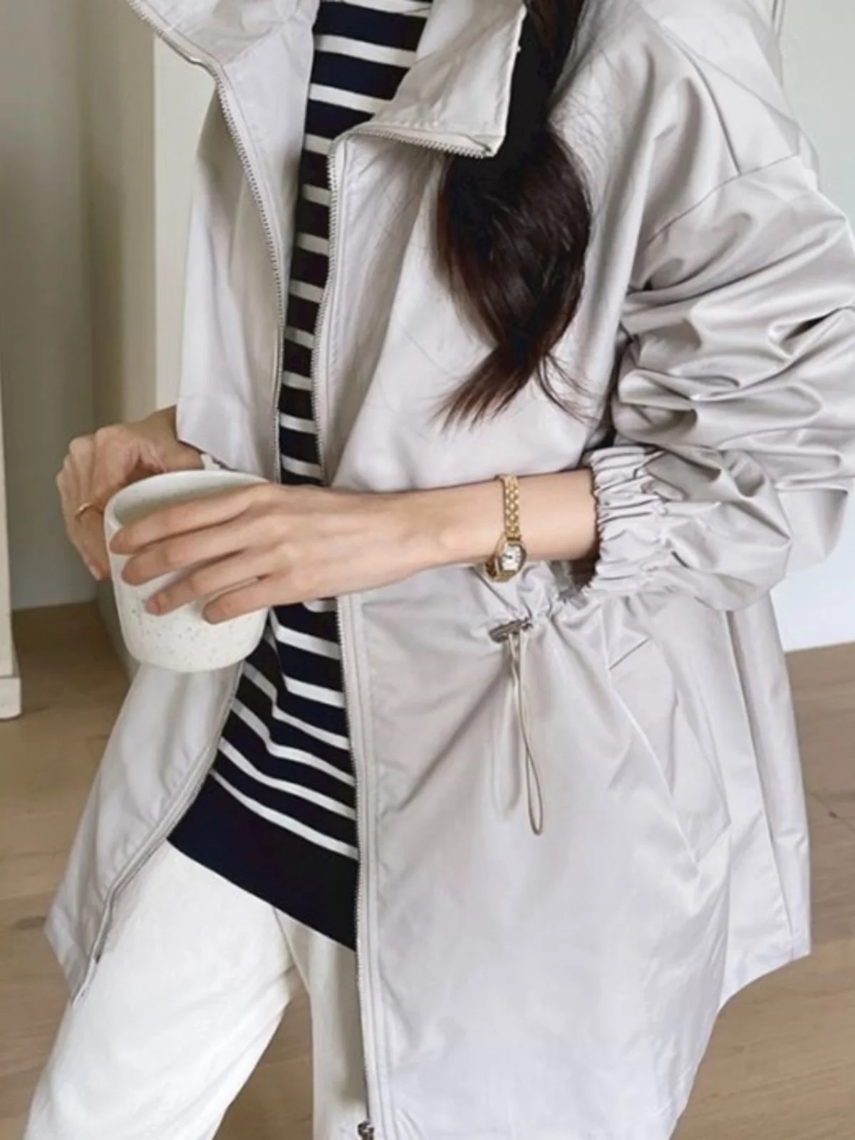 

Women's Loose Lazy Sle Briti Faion Stand Collar Windbreaker Coat Dstring Waist Slimming Mid-Length Long Sve Jaet
