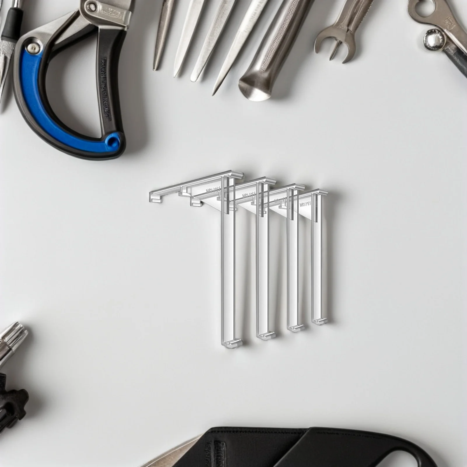 

4Pcs Sturdy Valance Clips for Blinds Compact Size Clear Color Invisible Design Easy to Use Valance Clips Blind Replacement Parts