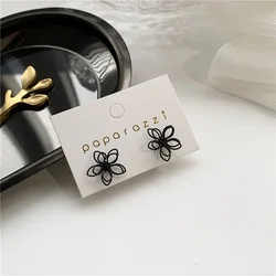 Fashion Female Simple Hollow out Flower Clip Earrings Creative Temperament Small Black Flower Clip Earrings Without Piercing