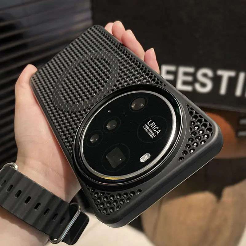 Etui na Xiaomi Mi 15 Ultra z funkcją odprowadzania ciepła, oddychające, magnetyczne, do bezprzewodowego ładowania, tylna obudowa kompatybilna z MagSafe. — zdjęcie produktu 6