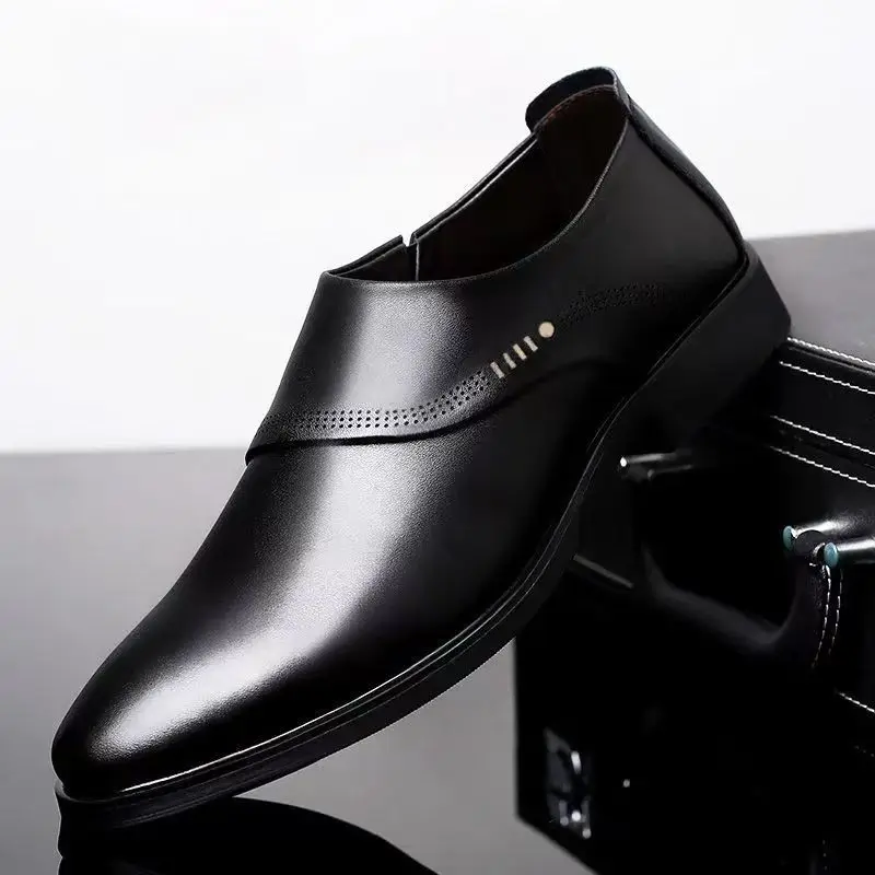 

2024, весенне-осенние новые дизайнерские модельные туфли для мужчин, модные повседневные однотонные кожаные туфли, мужские лоферы