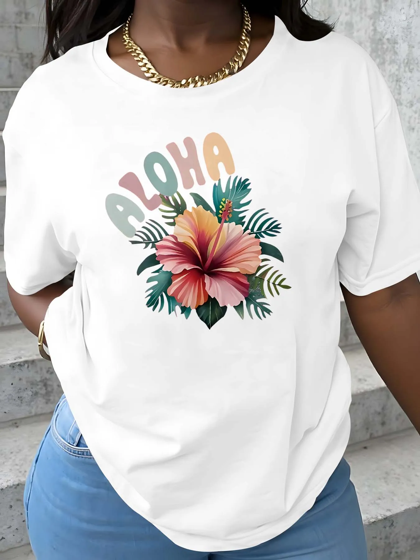 

Одежда больших размеров с экзотическим цветочным мотивом ALOHA для Chic Island Vibe