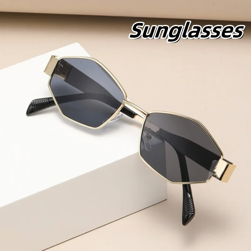 

Polygonal Sturdy and Durable Metal Sunglasses Fashionable High Quality UV400 Protection Street Photography Shades Glasses