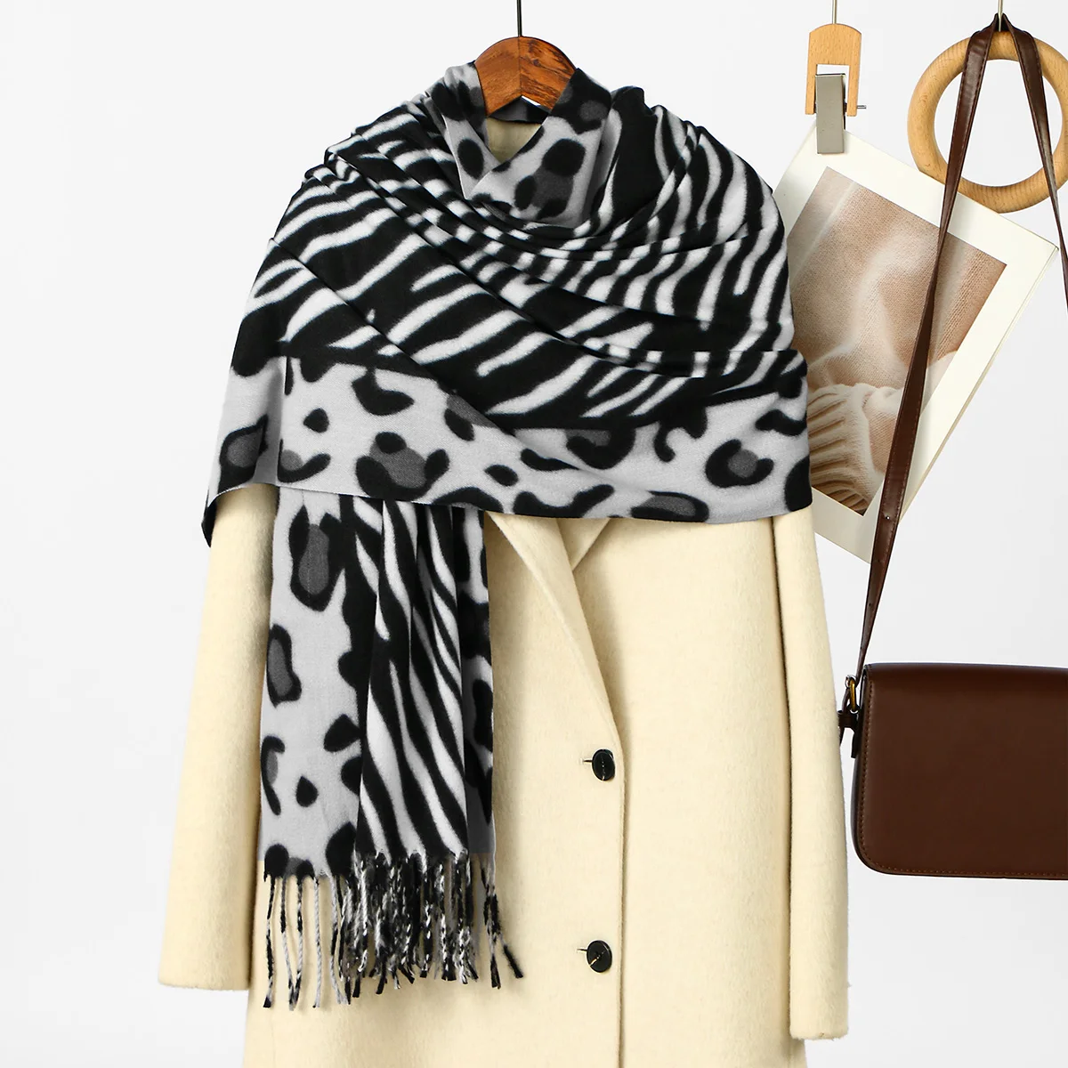 Neuer Leoparden-Kaschmirschal für Damen, Winter, hält warm, modischer kariertes, langer Schal, Damen-Wickel, dicker Pashmina, für den Außenbereich – Detail 20