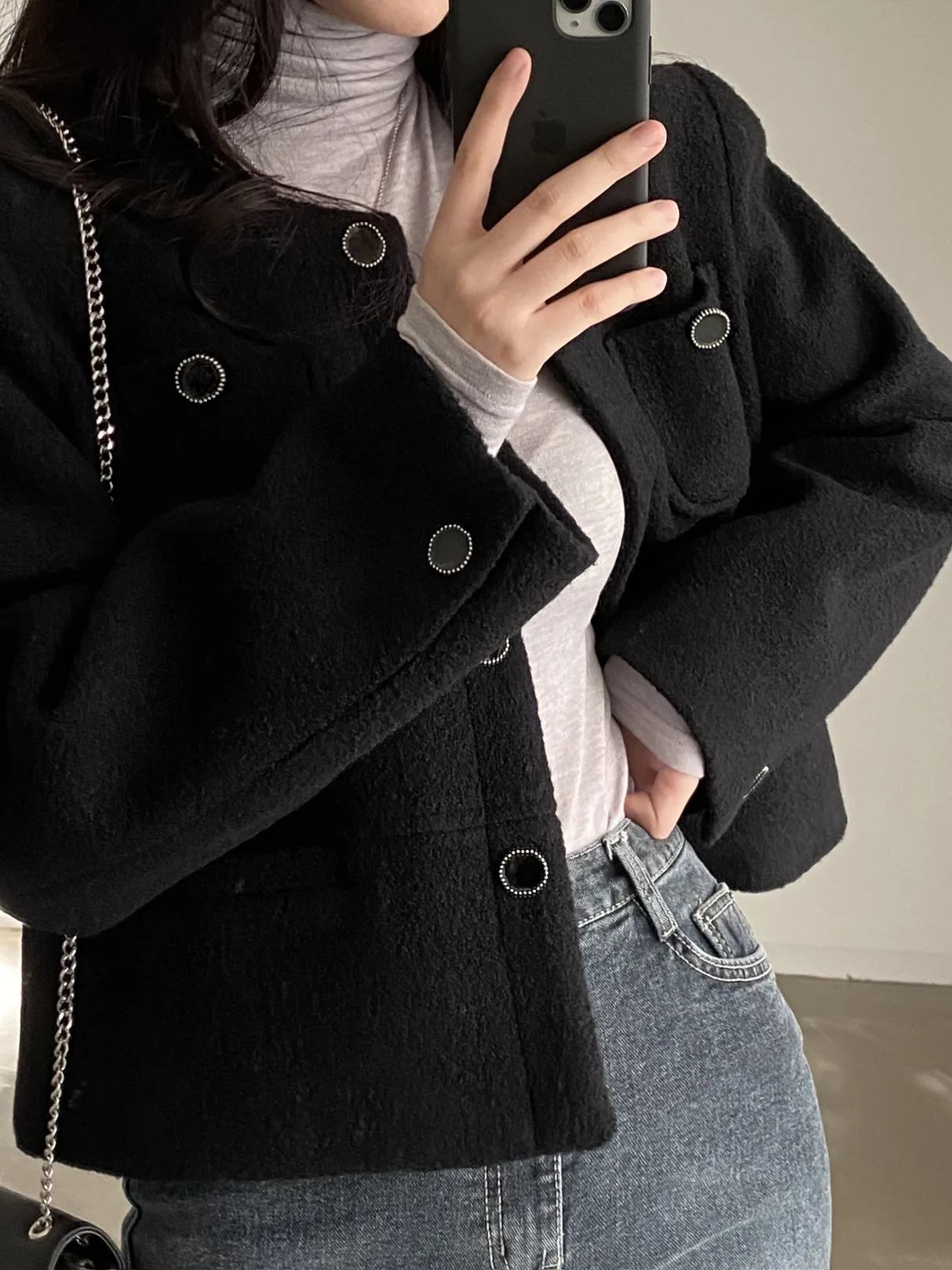 

Chic Autumnal Woolen Coat for Women round Ne Loose Fit Versatile Sle Button Detail Multiple kets Faionable Trend