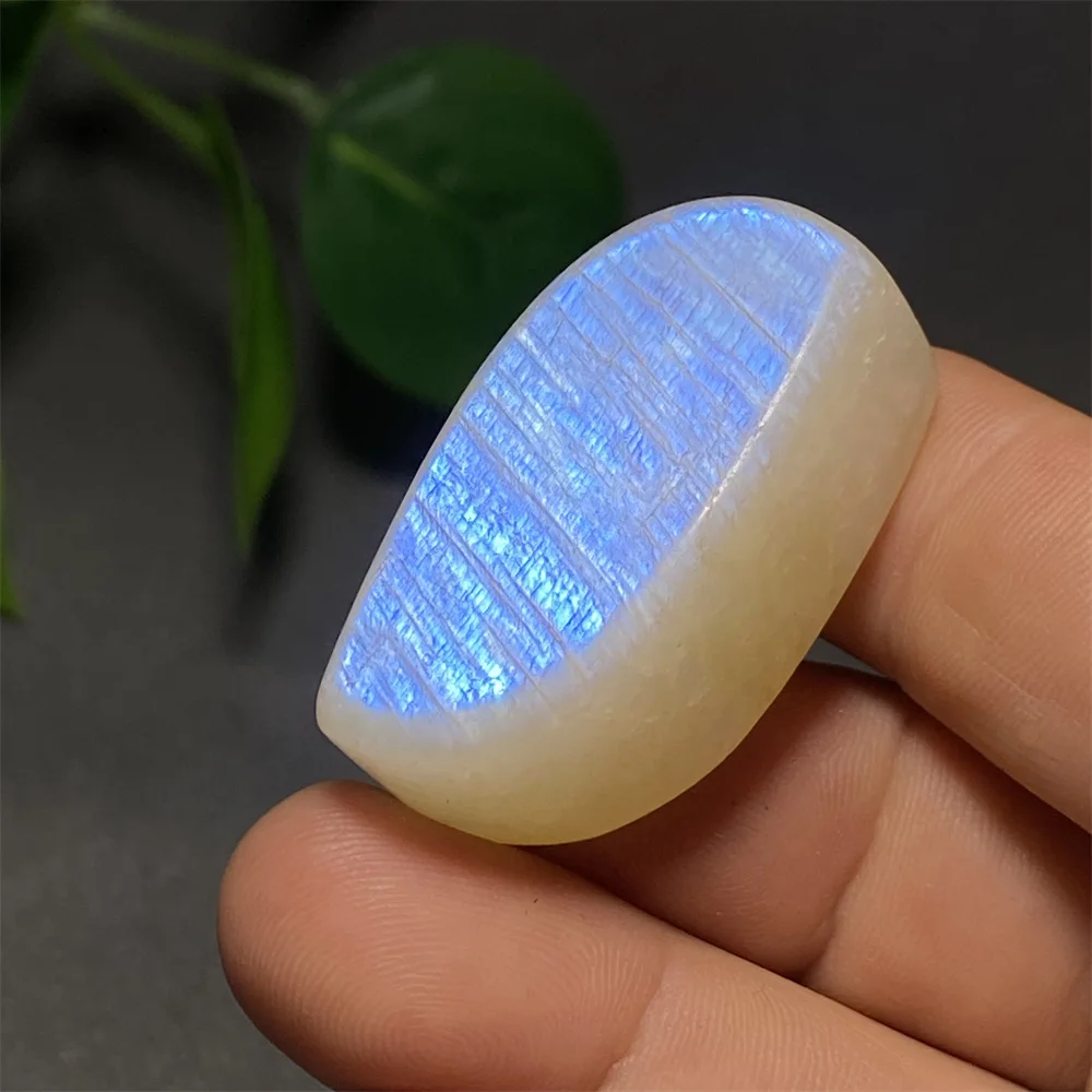 Natural Beautiful Blue Moonstone Polished Reiki Healing Mineral Energy Conservation Home Decoration DIY Pendant