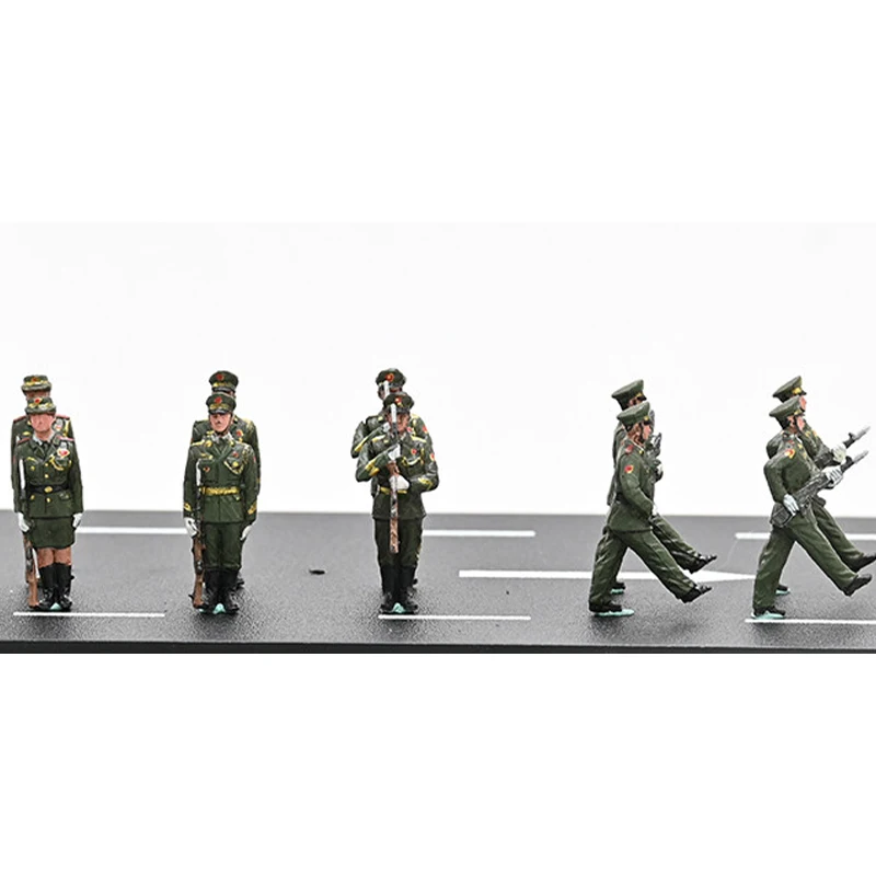 

Масштабная модель 1:72 из ПВХ-пластика: Солдаты почетного караула Китайской НОАК (10 фигурок) для сцен с танками, коллекционная, декоративная