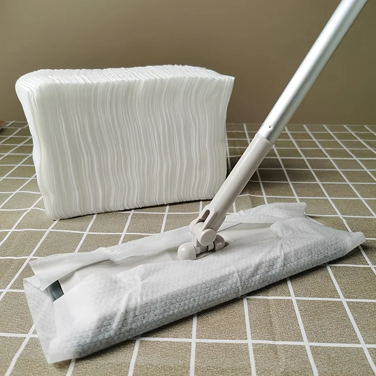 

100pcs Electrostatic Dusting Cloths - Disposable Household Floor Cleaning Wipes - Pet Hair Removal Dry Towels for Home Use