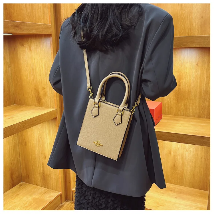 

Luxury Accordion Bag for Women 2026 New, European Retro Floral Print Tote Bag, Versatile Top-Handle & Crossbody Shoulder Purse