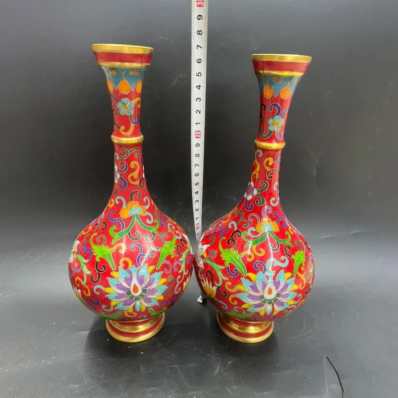 Antique and old 27cm high-purity copper tire, a pair of gilt filigree enamel vases, copper handicraft ornaments