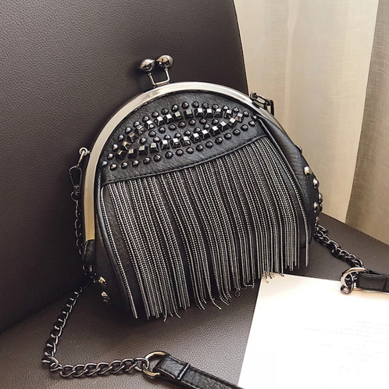 Upscale Bags for Women 2023 New Rivets Shell Bag Vintage Clip Chain Small Black Bag Texture Metal Tassel Women's Crossbody Bag