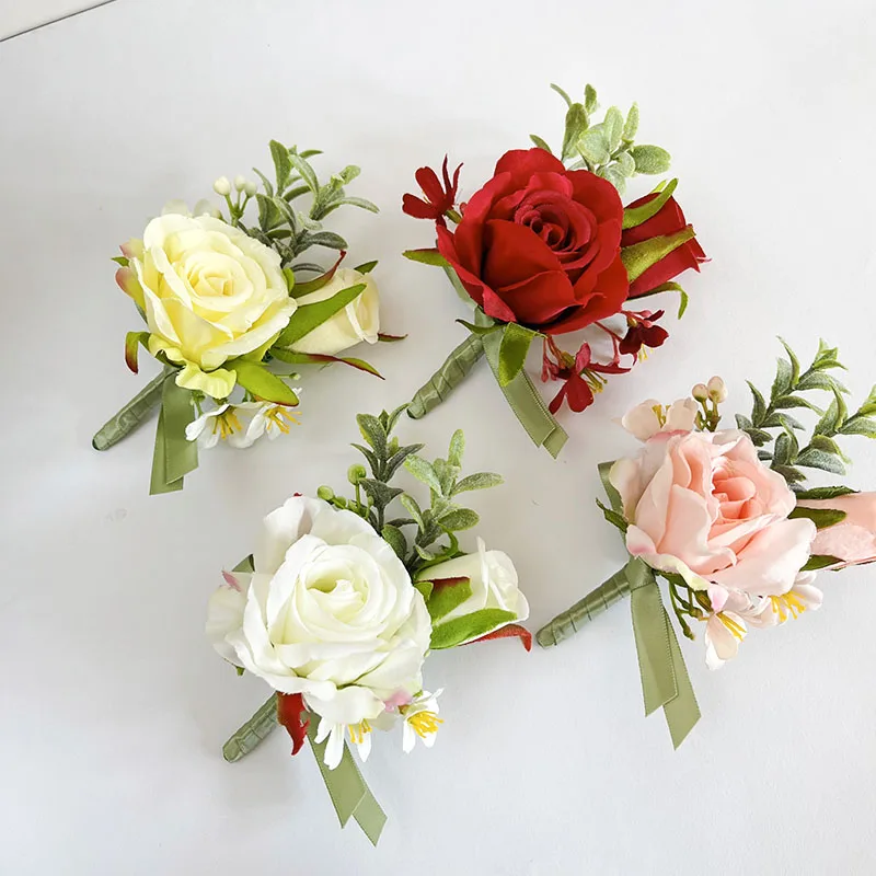 Boutonniere accessori per lo sposo per il matrimonio Buttonhole fiori artificiali rose di seta braccialetto damigelle d'onore matrimonio spille per corpetto