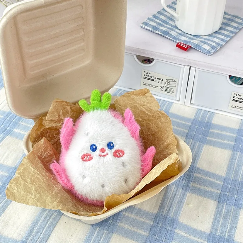 Simpatico ciondolo giocattolo di peluche di frutta Ciliegia Ananas Ciondolo bambola di peluche Accessori per borse Arazzi di peluche Arazzi Ornamento Ciondolo per borsa
