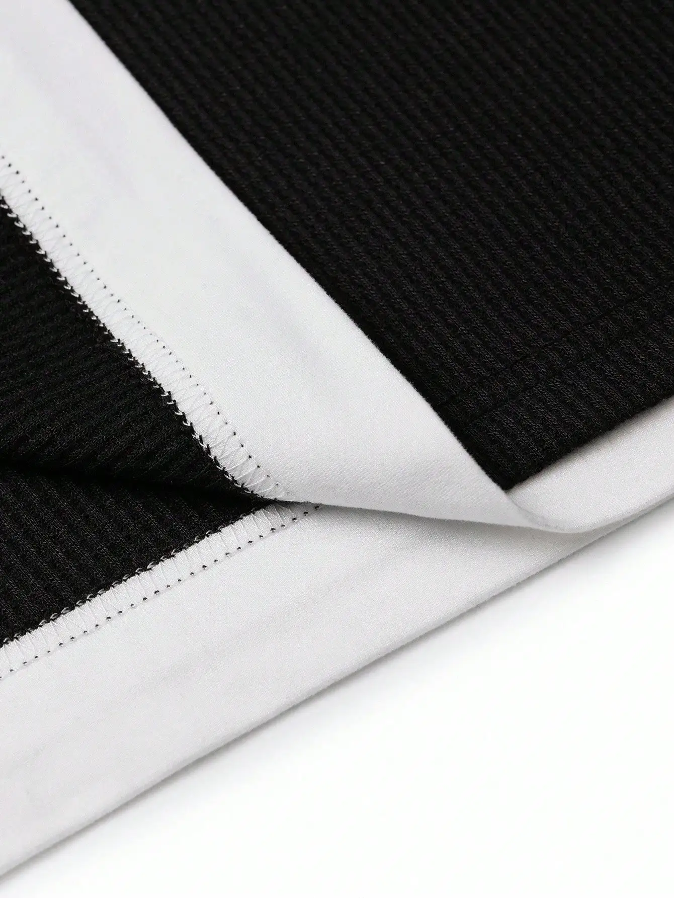 Haut à manches longues en tricot gaufré noir pour homme avec bordure blanche, t-shirt décontracté pour l'automne