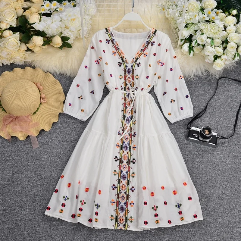 Mini robe de plage en coton pour femmes, Vintage, broderie florale, décontractée, ample, style Boho, à lacets, Sexy, à la taille, robe de soirée, été, 2022