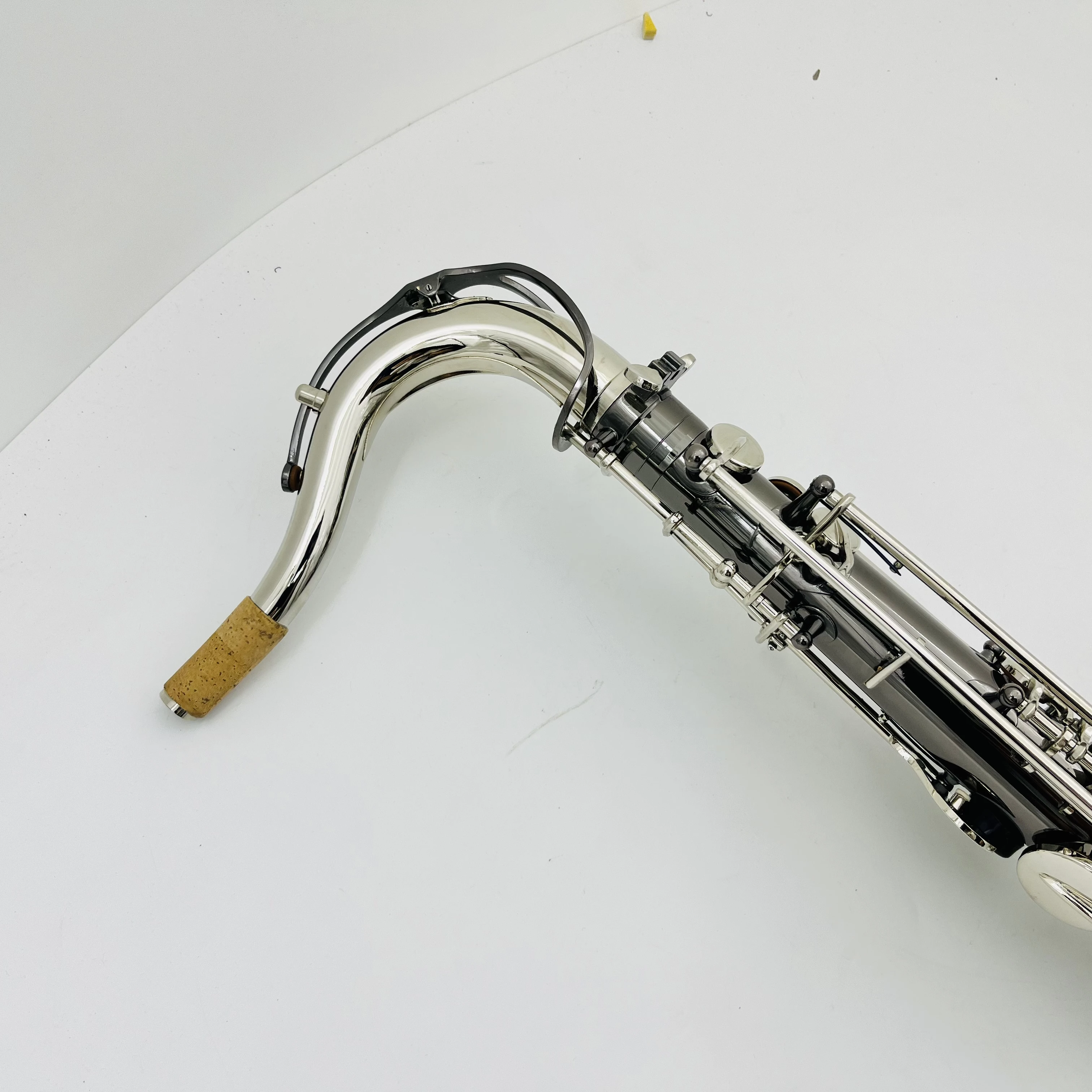 Nieuwe Merk Tenor Bb Tune Saxofoon Zilver En Zwart Nikkel Oppervlak Muziekinstrumenten Sax Met Case Mondstuk