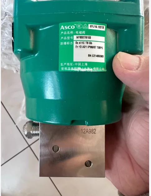 New asco solenoid valve NF8327B102