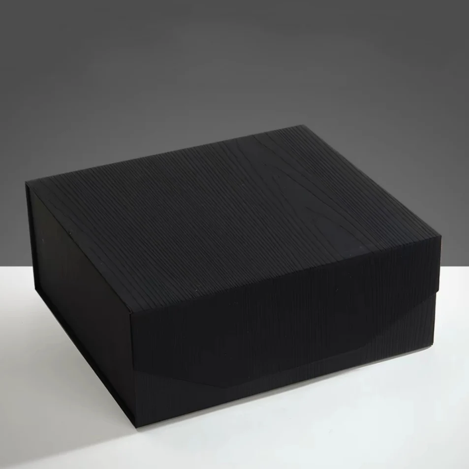 37cm*30cm*12.5cm Magnetic Lid Box Foldable Ribbon Packing Boxes Color Gift Box for Presents Birthday Valentines Christmas 2