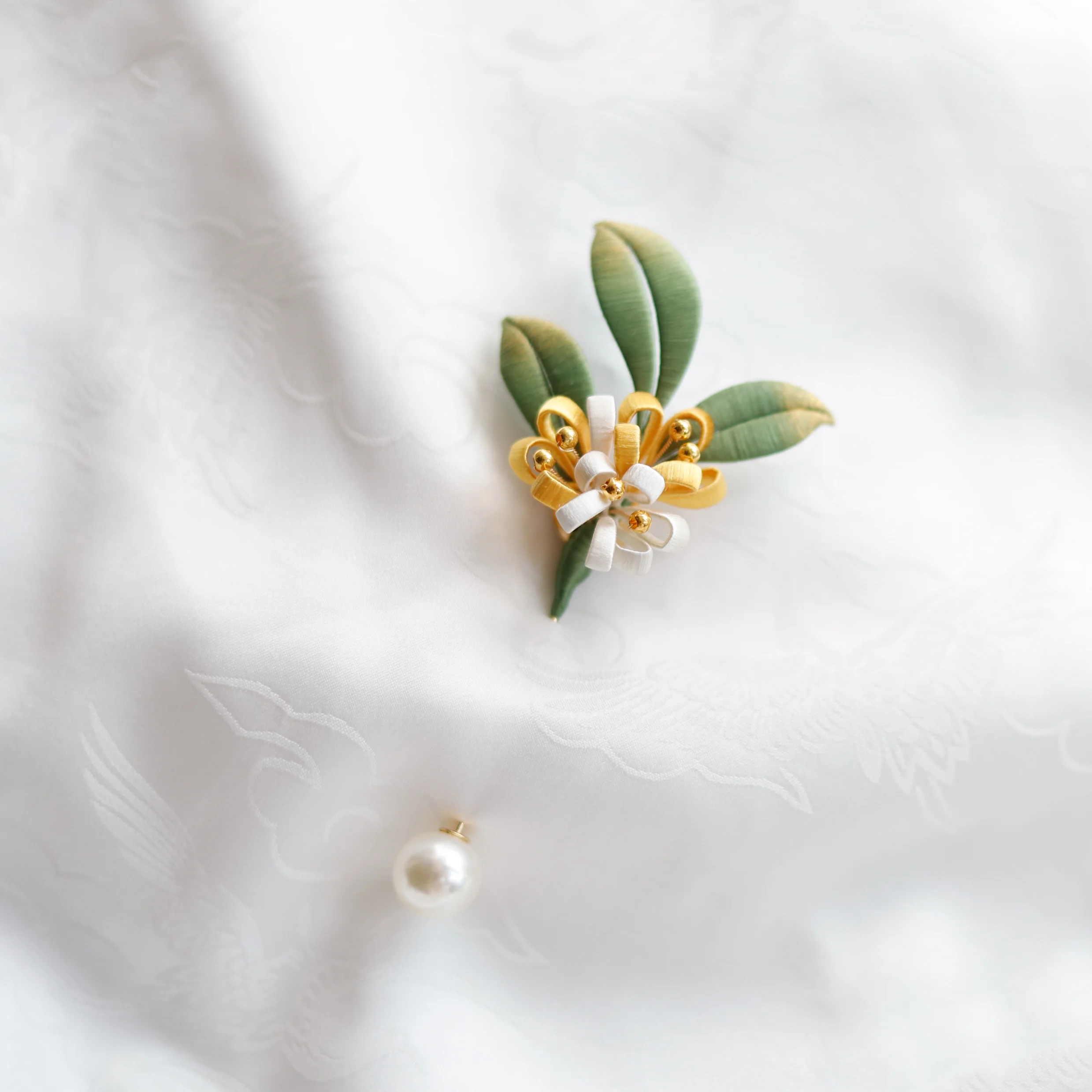 

Intangible Cultural Heritage Wrapped Brooch, Versatile Daily Pin
