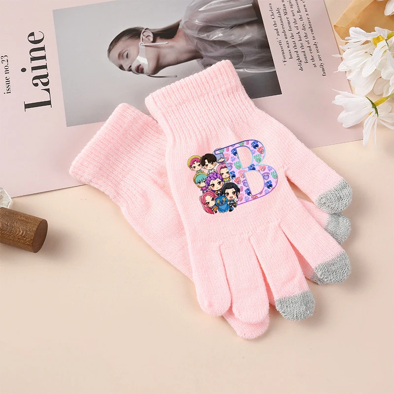 

KPop Demon Hunters Knitted Gloves Cartoon Anime A-Z Letter Knit Gloves Autumn Winter Outdoor Soft Warm Windproof Mittens Gifts