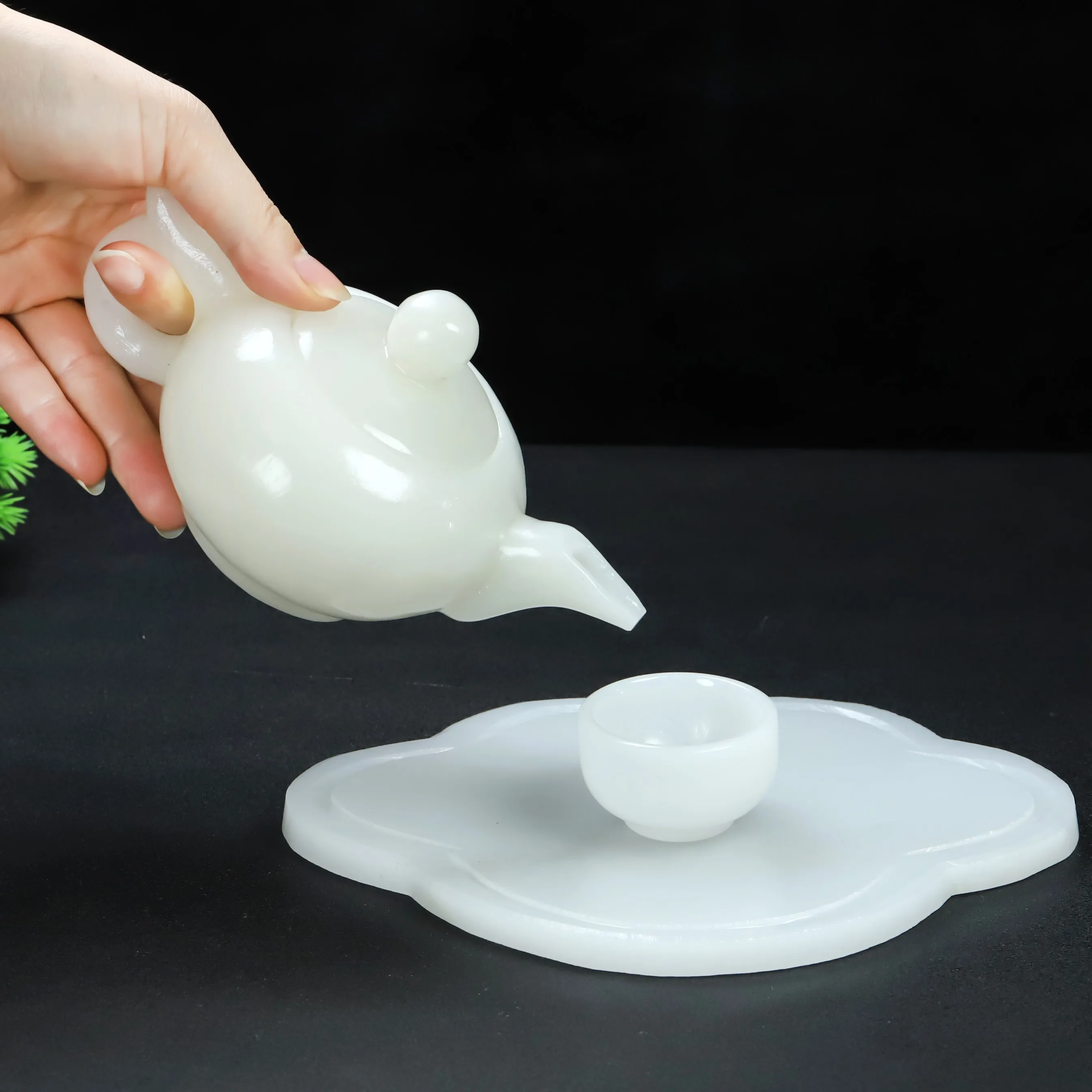 Exquisite Chinese Natural Afghanistan white jade teapot and small cups