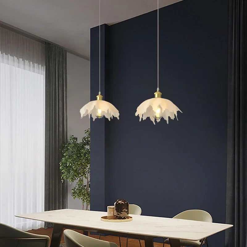 Light Luxury Modern Minimalist Creative Bedroom Room Decoration Restaurant Bar Counter Shop Decoration Small Chandelier