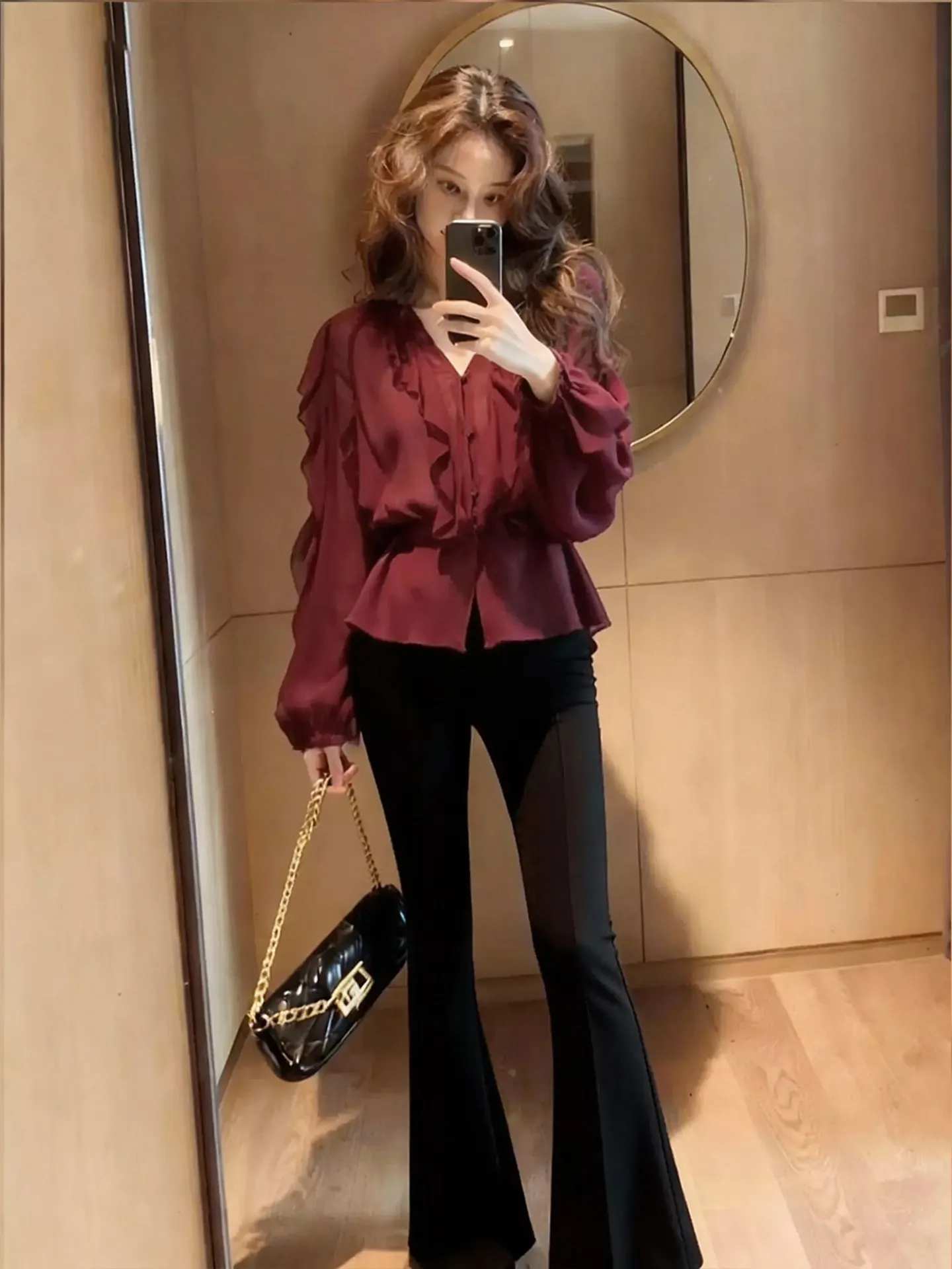 

Spring 2026 Women's Luxury Style Long Sleeve Shirt Wine Red Color Inward Waist Design Atmosphere Sensation Lady Personality Top