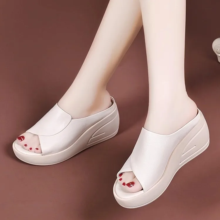 New Open Toe Sexy Solid Thick Sole Slope Heel Slippers for Women Outwear Comfortable Platform Women's Single Shoes