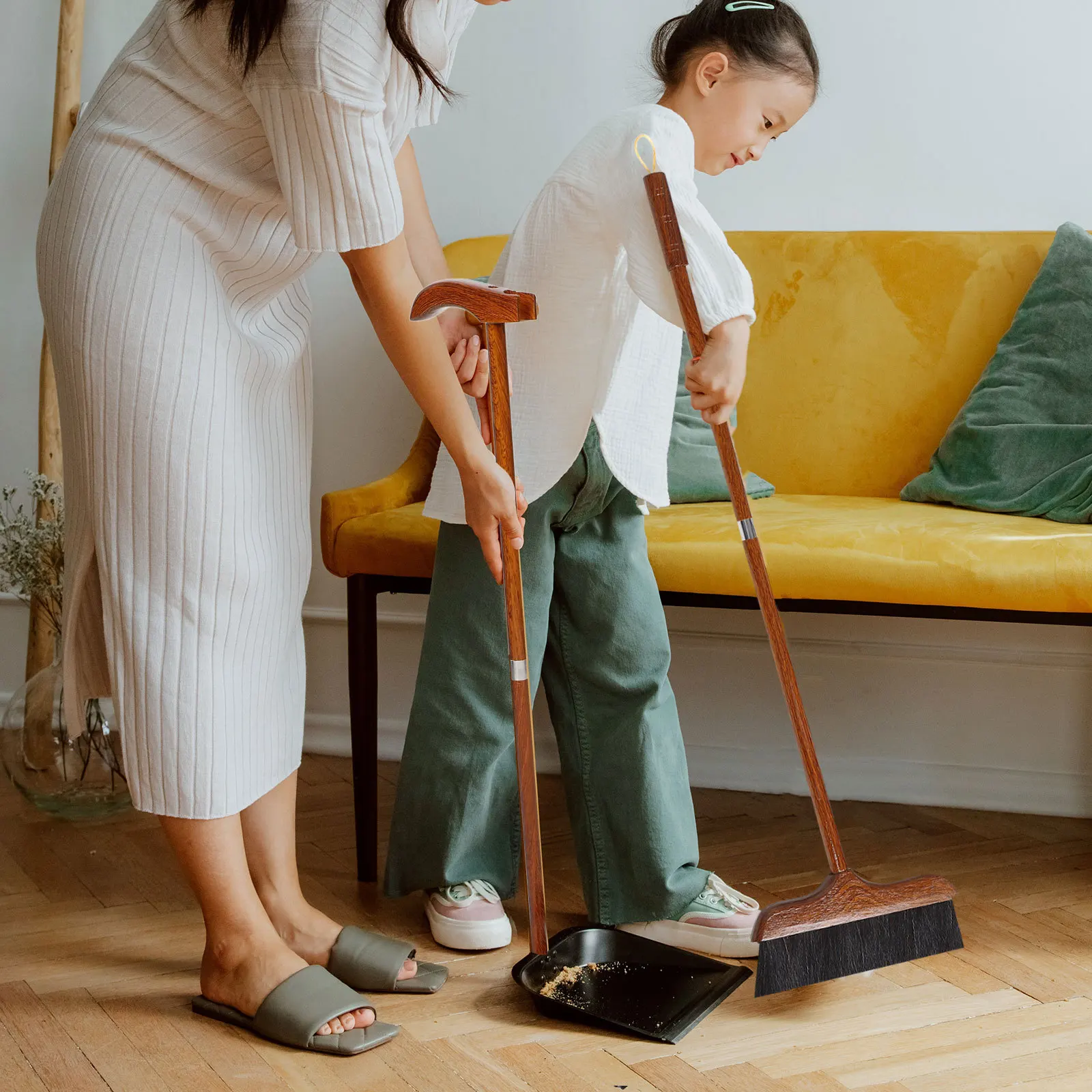 

Long Handle Dustpan Broom Set Wood Handle Horsehair Bristles For Hardwood Tile Laminate Indoor Outdoor Use Kitchen Patio