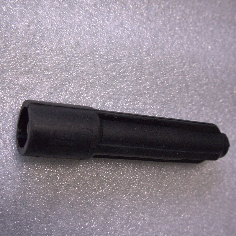 

1611593142 Для Ssangyong Mercedes-Benz MB100 W124 E-CLASS Высоковольтный разъем свечи зажигания