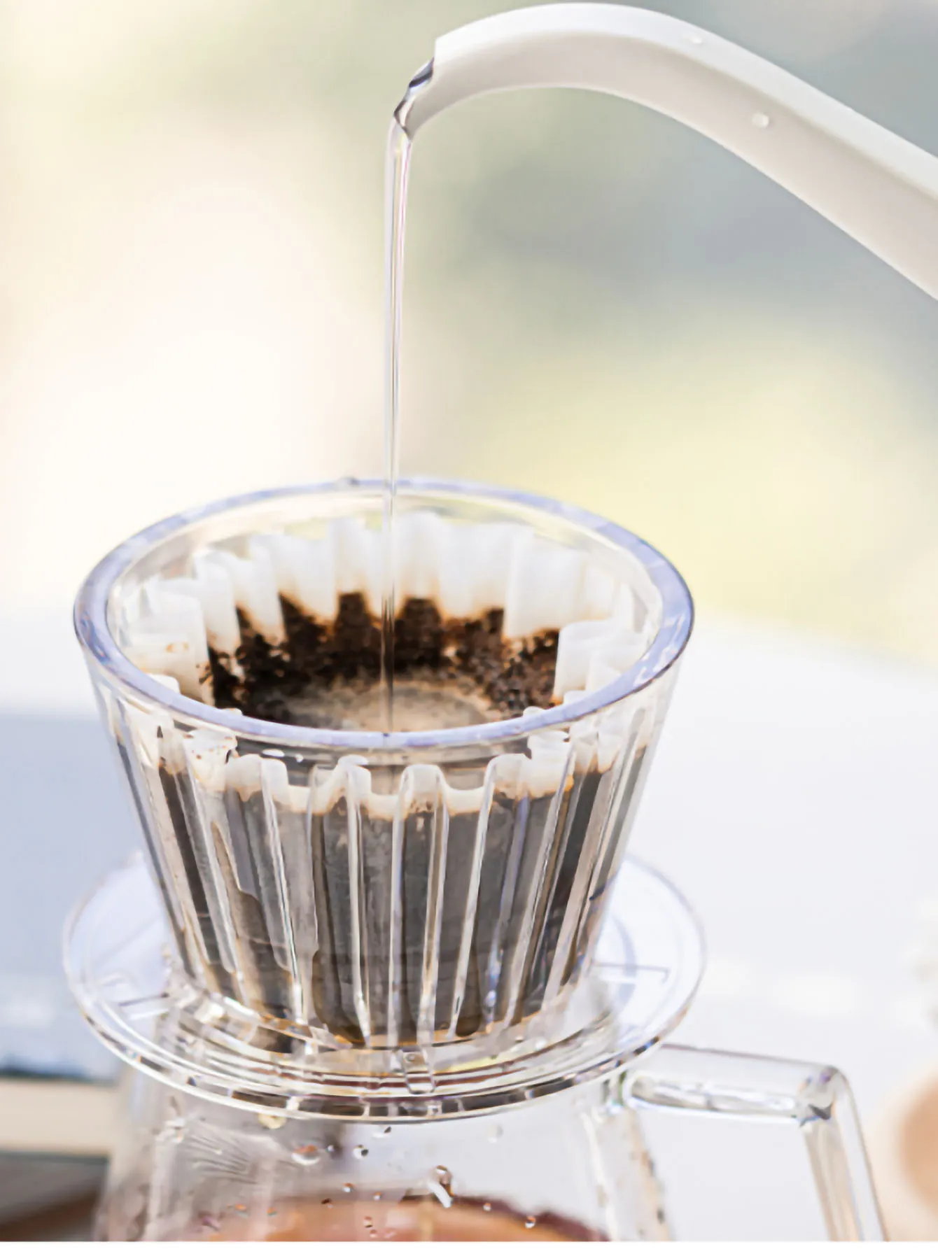 Wave Coffee Dripper Crystal Eye Pour Over Coffee Filter Cups Coffee Maker Flat Bottom Increase Uniformity .50 pieces of hand-gro