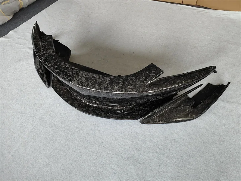 

Suitable for McLaren 570 570s 540 upgraded to 600LT style modified car accessories, forged carbon fiber front bumper, car tools
