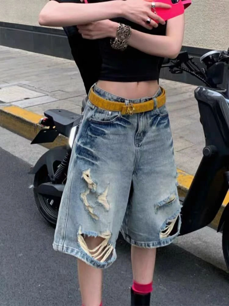 

Women's Worn Out Distressed Personality Cropped Jeans Summer New Street Style Thin Denim Shorts Casual Female Knee Length Pants