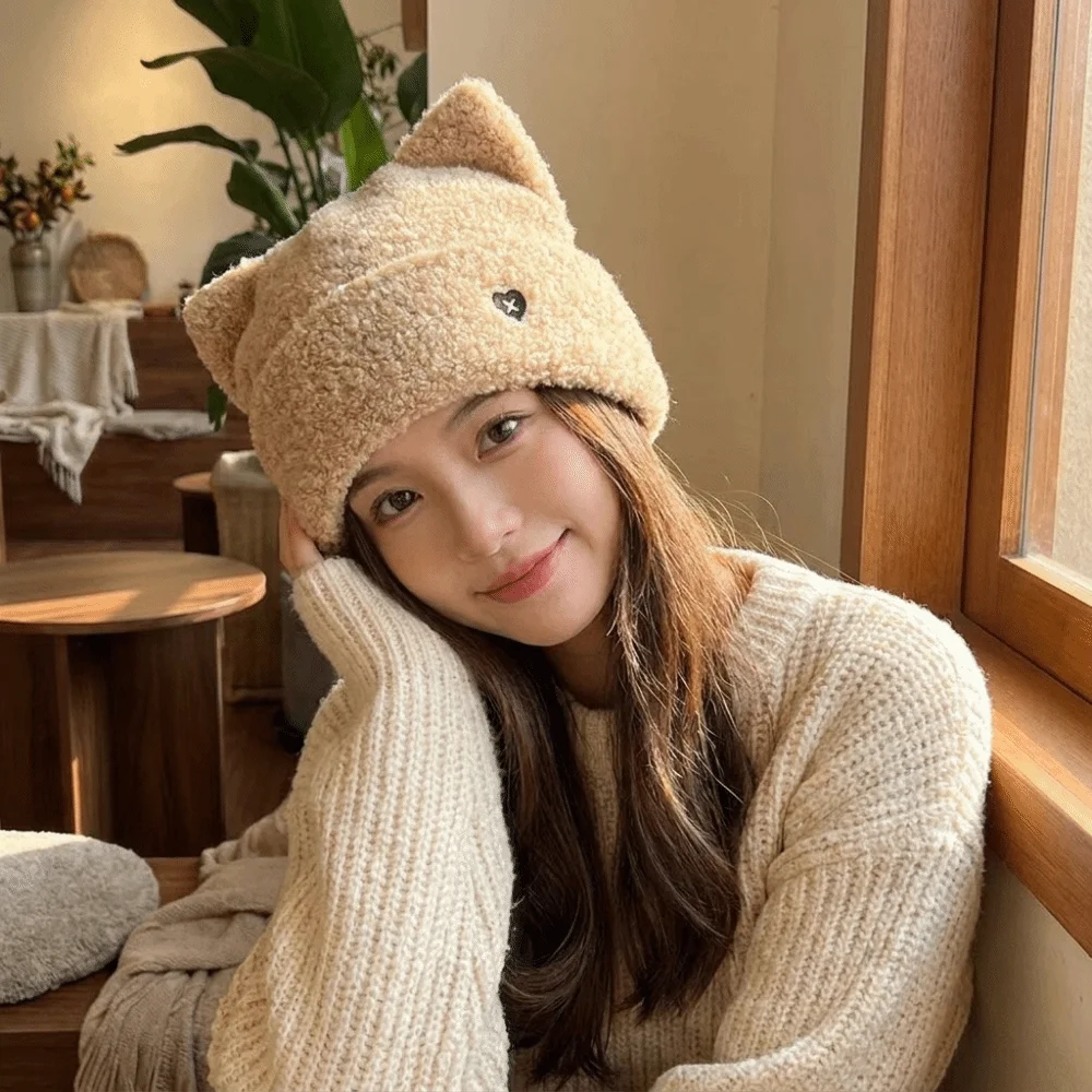 Ins-Style-Mütze aus Polyester mit Katzenohren, weich und flauschig, übt keinen Druck auf den Kopf aus, Plüsch-Beanie, leichte, bequeme, warme Strickmütze, ideal für den täglichen Gebrauch. – Detail 5