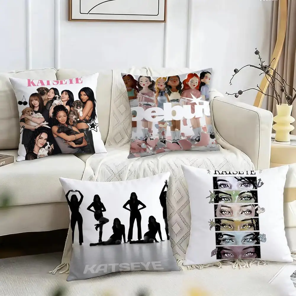 Housse de coussin K-Katseye Girl Group, taie d'oreiller en peluche courte, coussin carré, housse de coussin, taie d'oreiller pour canapé, décoration intérieure, cadeau