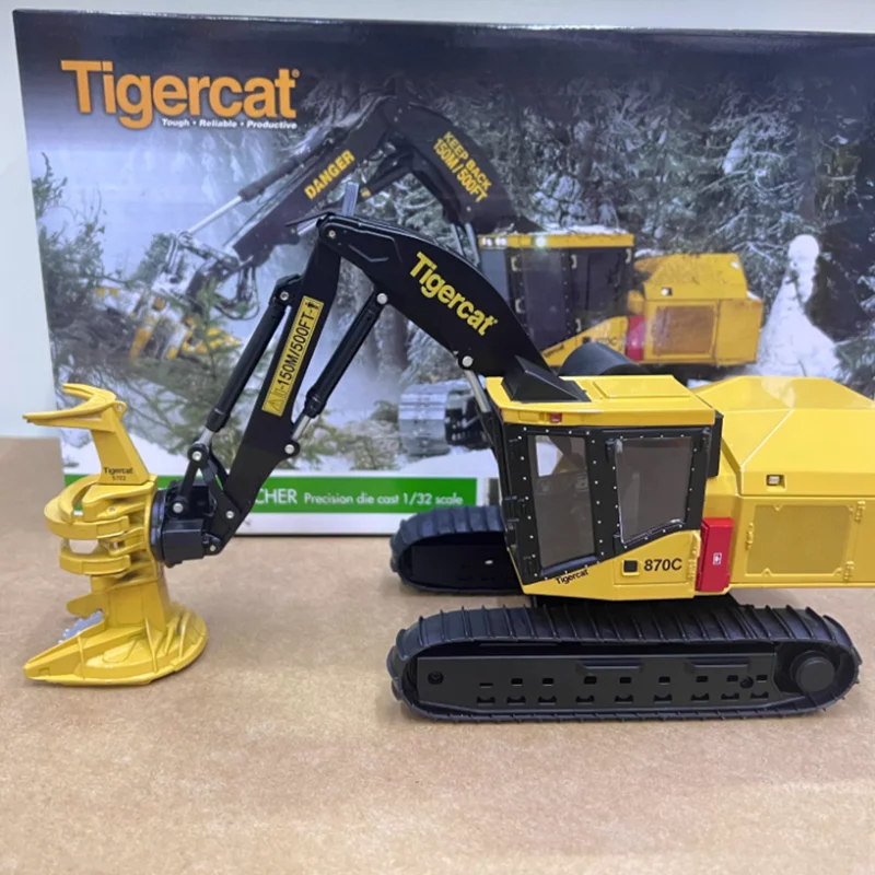 

Модель Tigercat Diecast в масштабе 1:32, 870C CV284 ‌ Лесозаготовительная машина ‌ Коллекционная модель автомобиля из сплава, украшение, праздничный подарок, игрушка, статическая модель для демонстрации