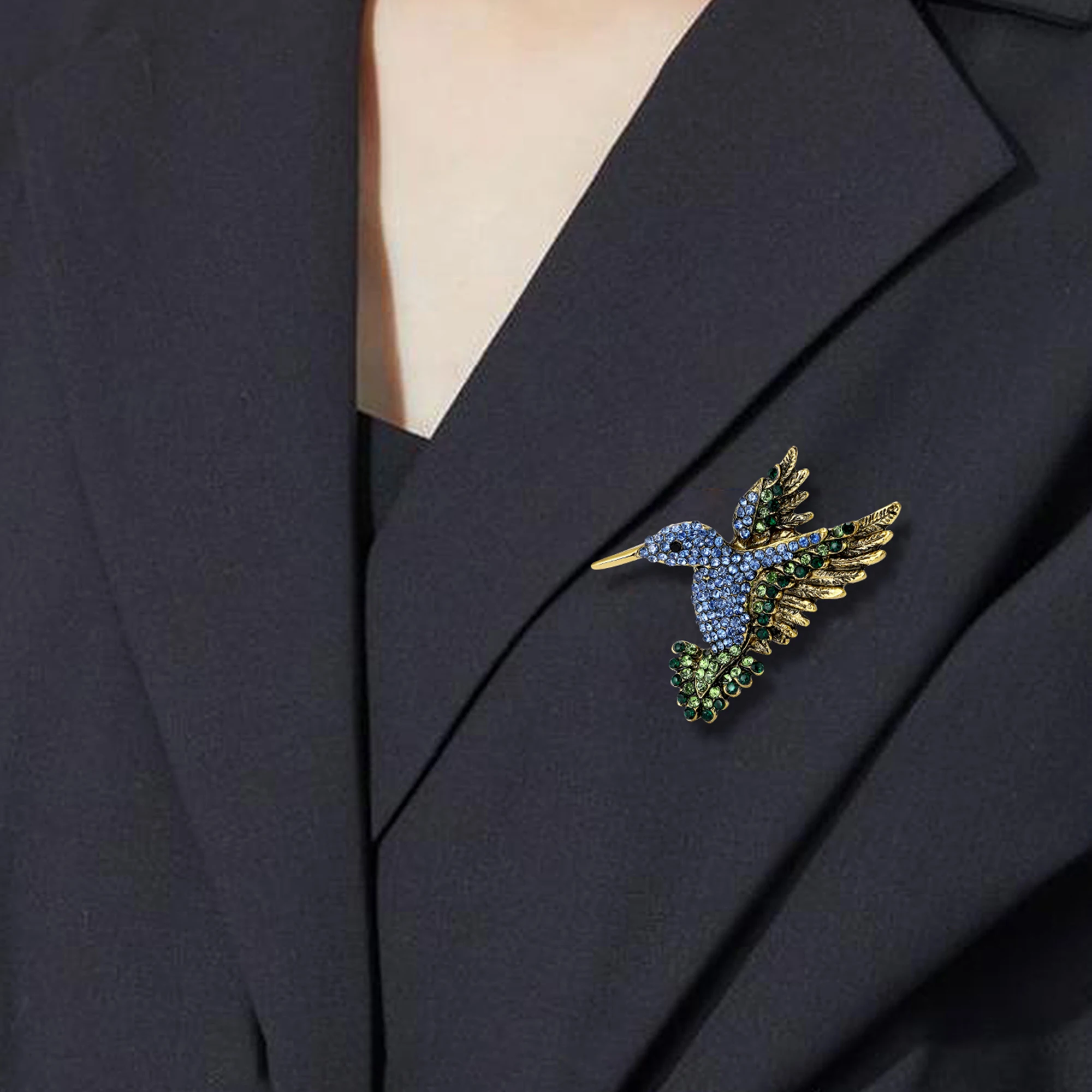 Beaut&Berry Classic Rhinestone Hummingbird Brooches for Women Animal Pins Casual Party Accessories New Gifts Friends Decoration