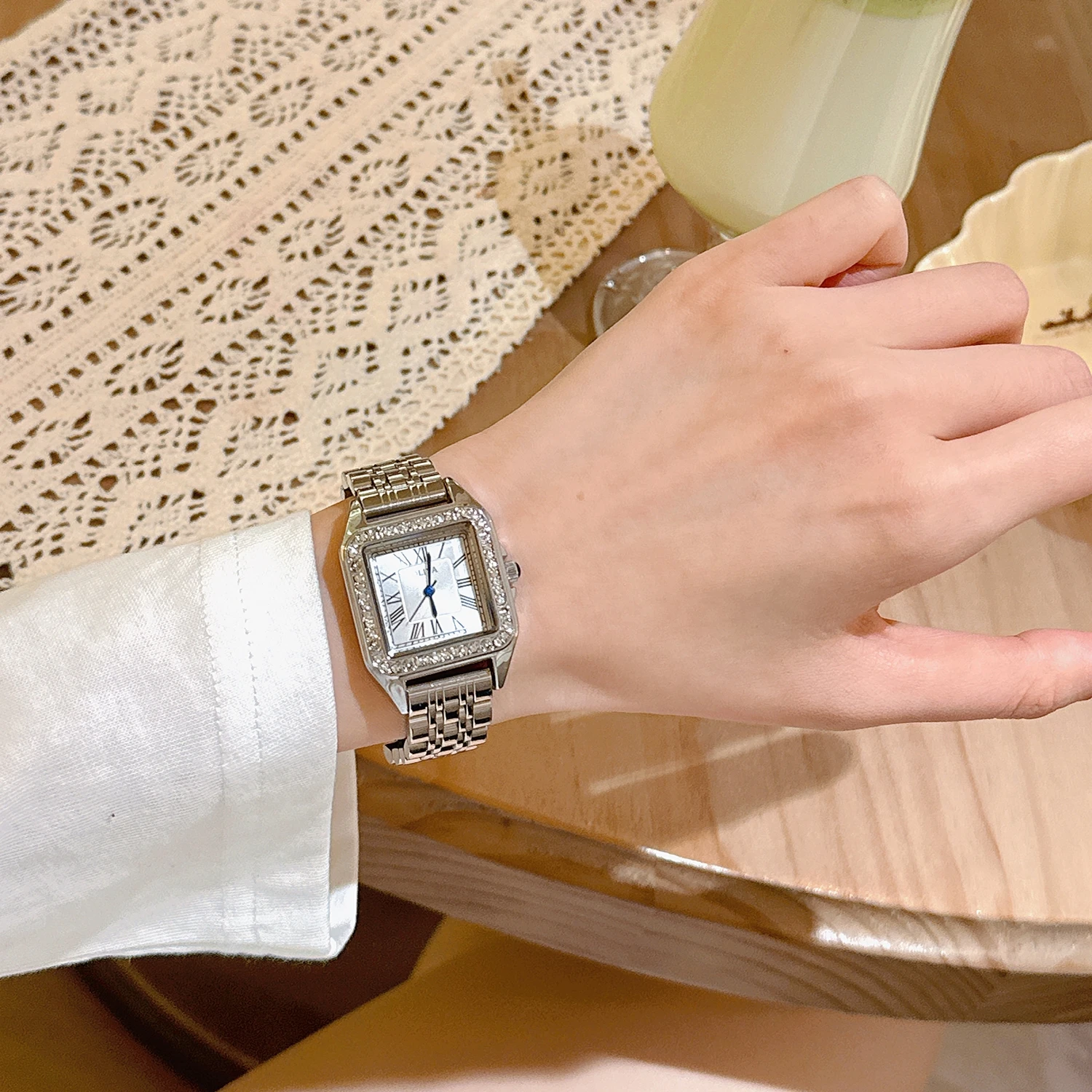 New Style Full Diamond Women's Watch Luxury Brand Stainless Steel Women's Business Watch Quartz Watch Gift for Female Students