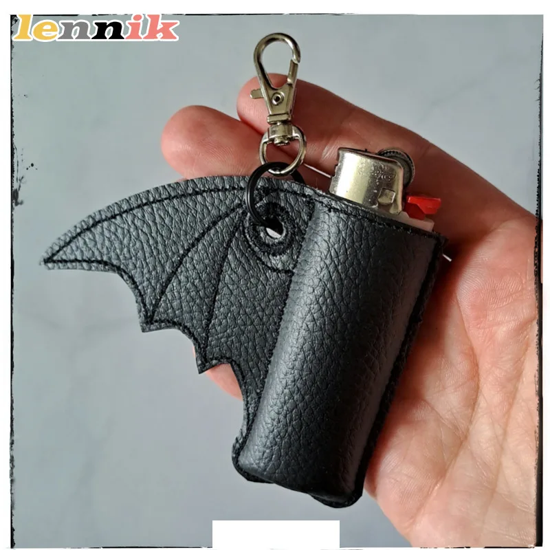 LENNIK Lustiges Fledermaus-Feuerzeug-Schlüsselanhänger-Etui aus PU-Leder, hüfthängende universelle Feuerzeug-Schutzhülle, Unisex-Accessoire für den täglichen Gebrauch