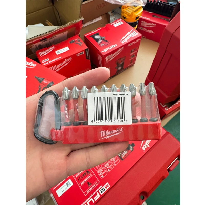 Milwaukee 4932492939 10PCS PH2 PZ2 Shockwave Impact Screwdriver Bit Set with Carabiner view 4