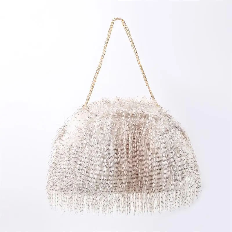 Kunstfell-Quasten-Ketten-Umhängetasche, weiche, warme, flauschige Fransen-Halbmond-Clutch, Winter-Hochzeits-Abendparty-Modehandtasche für Frauen – Detail 15