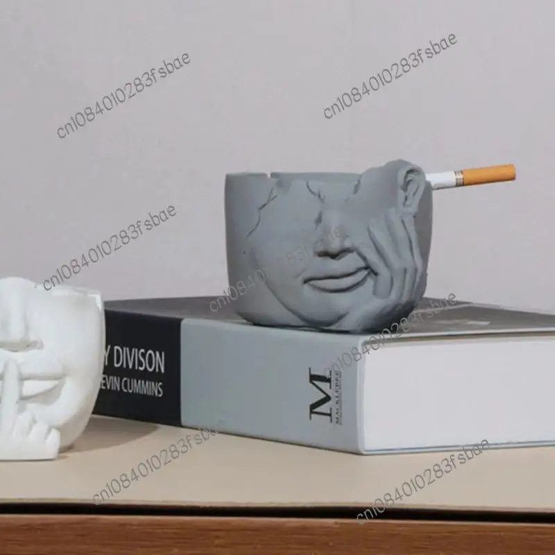 Fun Ashtray for Living Room with Simple Personality Light Luxury Ashtray