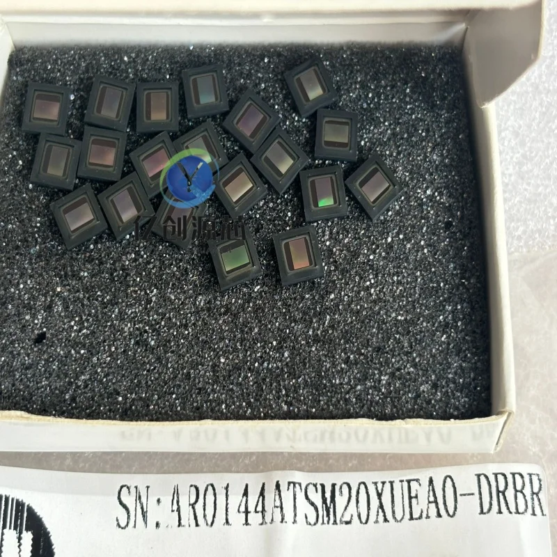 

100% новый оригинальный датчик изображения AR0144ATSM20XUEA0-DPBR IBGA-63