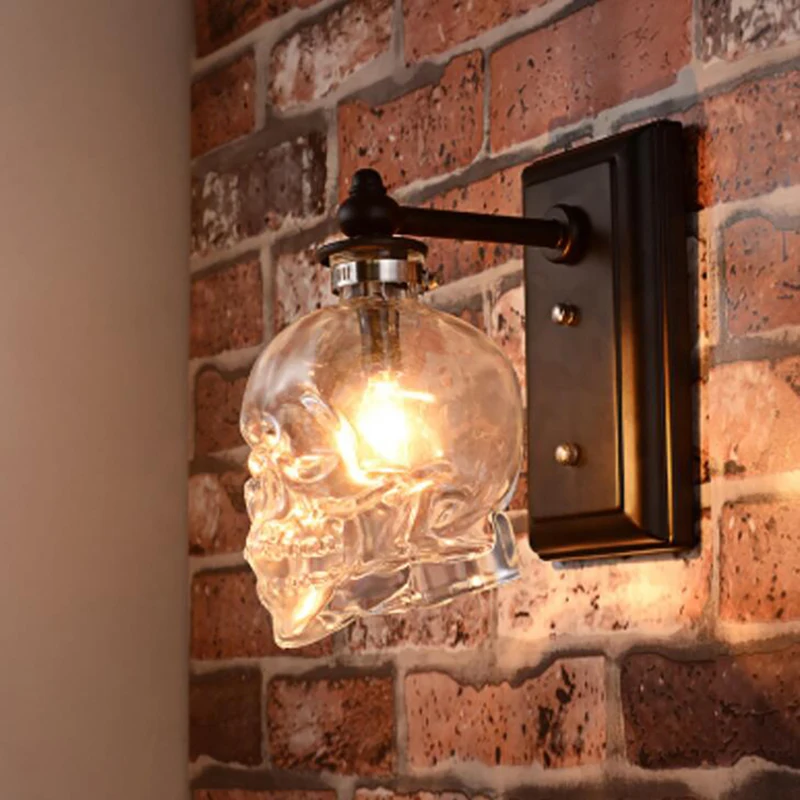 สีดำเหล็กเดี่ยวโคมไฟติดผนัง Skull Head Clear Glass Shade,บ้านโคมไฟโคมไฟสำหรับห้องรับประทานอาหาร,ข้างเตียง,บาร์