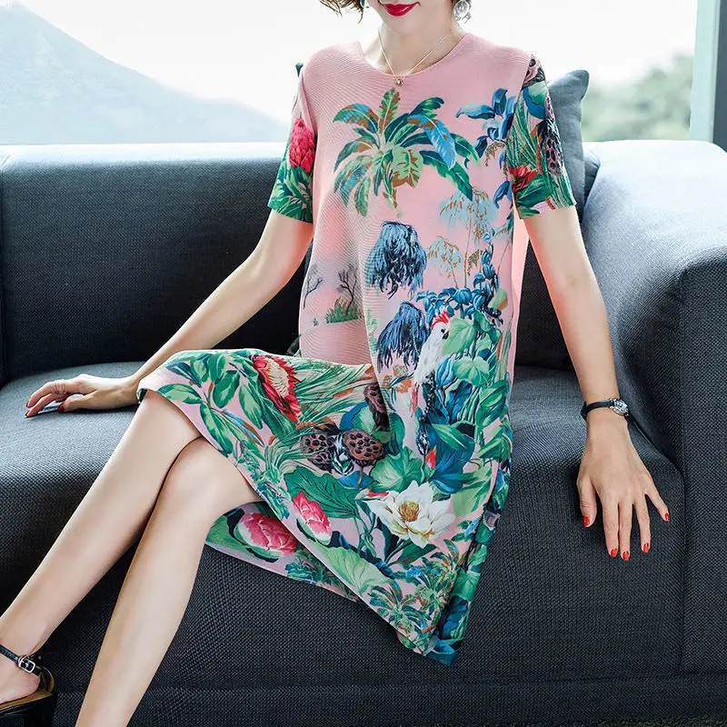 

Short sleeve round neck fashion flower national wind pleated dress female summer 2023 new retro thin medium long skirt dress