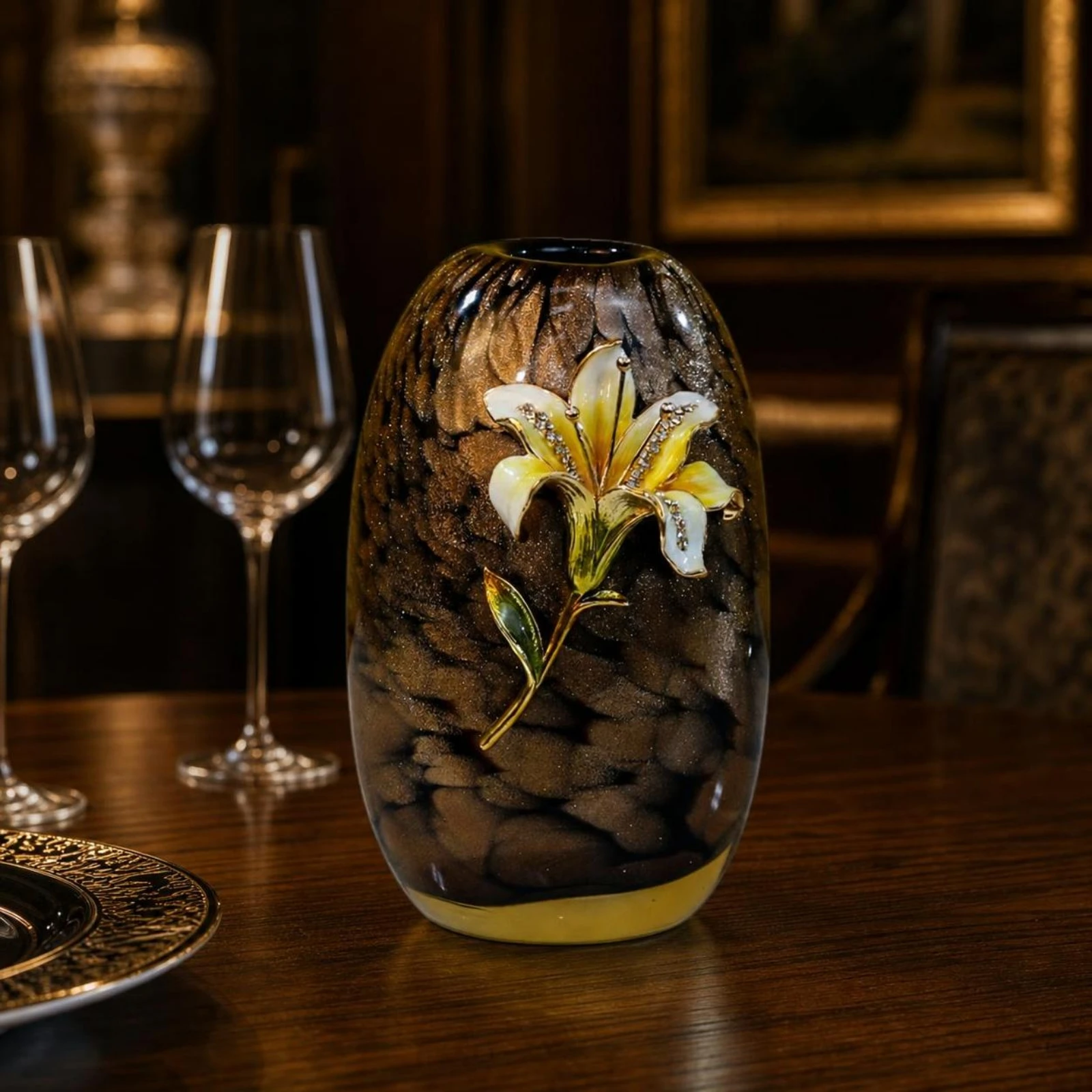 Decorative Vase Tapered Vase with Flower Motif Centerpiece Sturdy Long-Lasting for Decorators, Living Room, Entryway