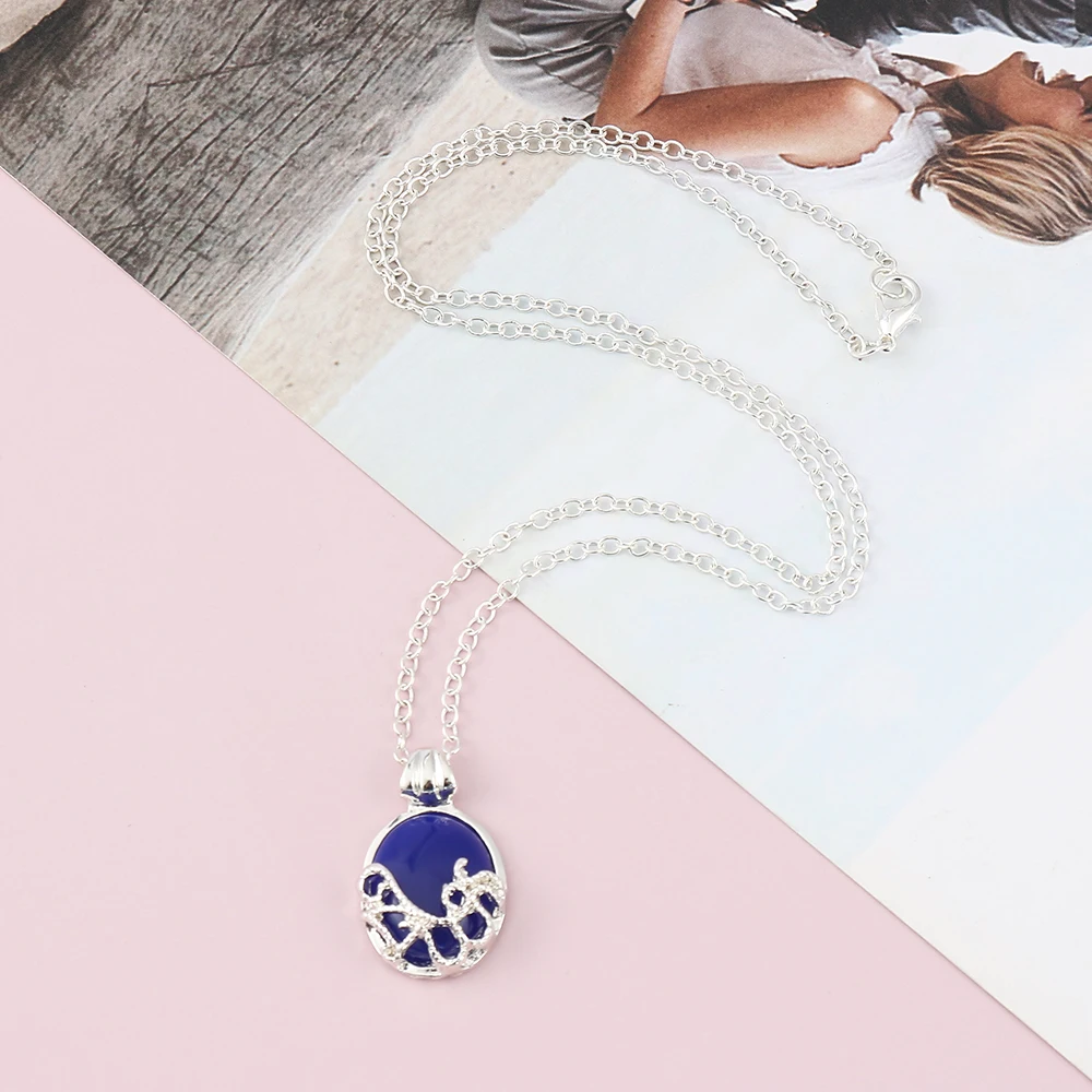 Modische Film-Halskette „The Vampire Diaries“ – Vintage Katherine Blaustein-Choker-Anhänger für Damen, Cosplay-Charm-Schmuck – Detail 6