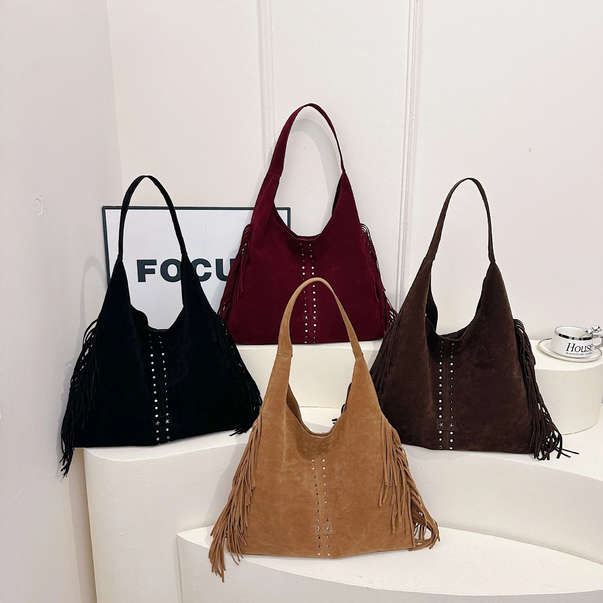 Ruime draagtas uit 2025, nicheschoudertas voor dames, casual vintage crossbody, minimalistische dag tot nachttas, getextureerde sling